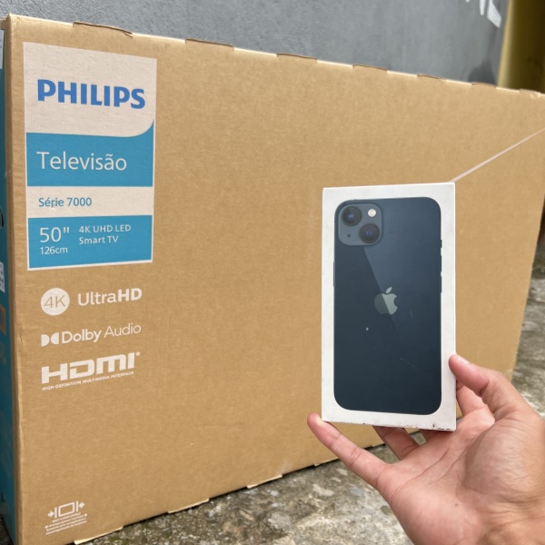 TV 50 OU IPHONE 13 